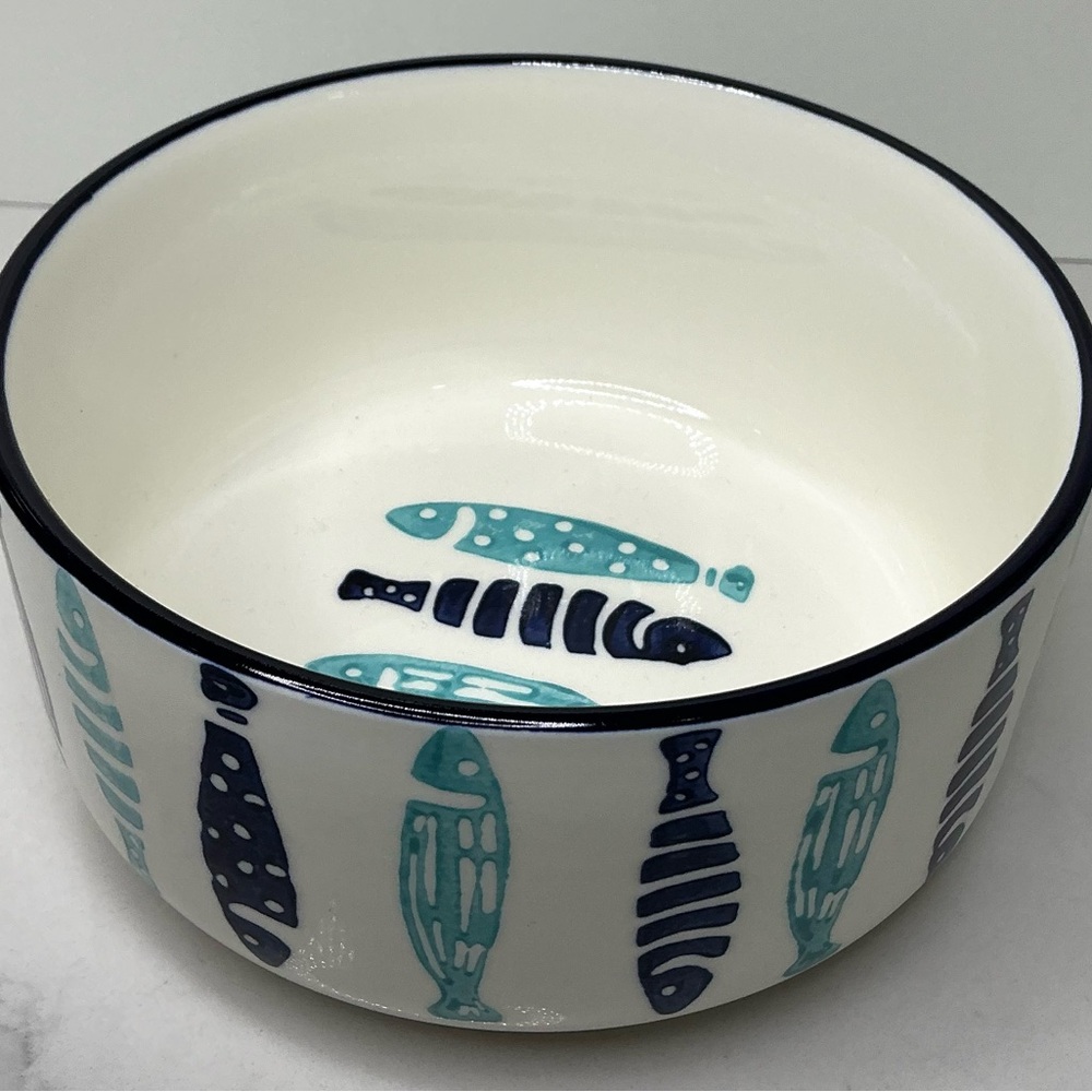 Signature Housewares 6" Ceramic Serving Bowl w/ Blue & Aqua Fish Design New